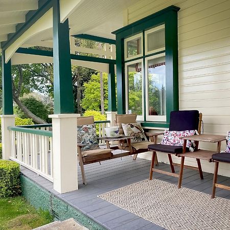 Gumnut House. Bed and Breakfast Whanganui Exteriör bild
